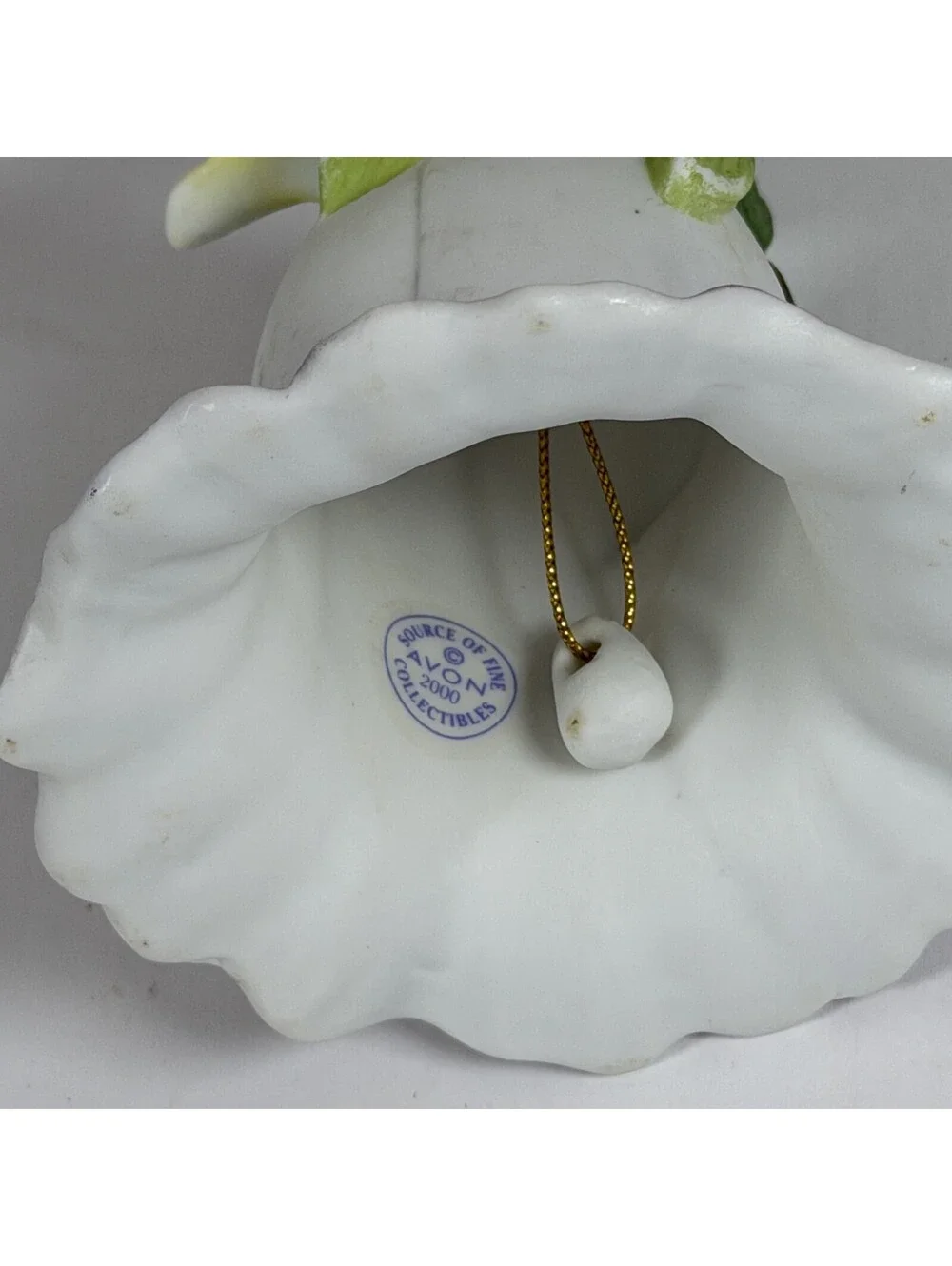 Vintage 2000 Avon Porcelain Hummingbird Bell Collectible Figurine S-2